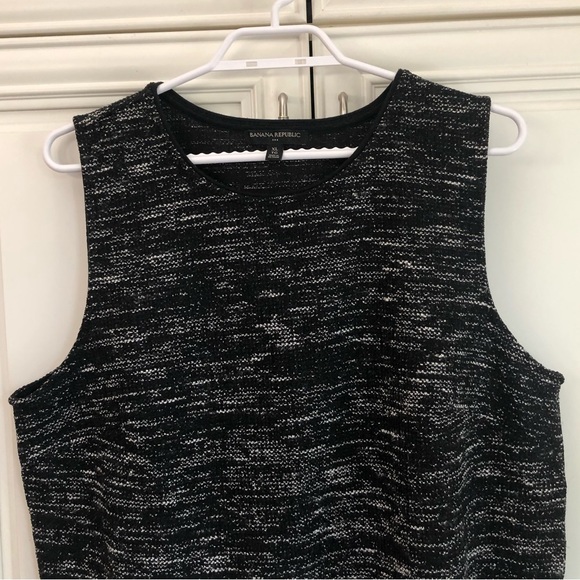EUC Banana Republic women’s tank - Picture 2 of 10